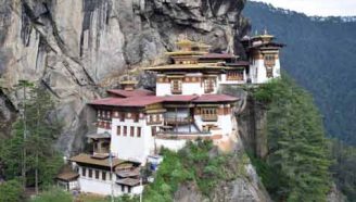 7 days Bhutan Tour covers Tiger's Nest monastery