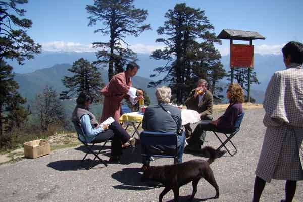 Brazilian clients at Dochula pass.