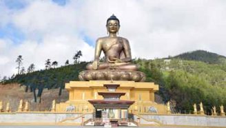 The Statue of Buddha is the highlight of Tshaluna trek itinerary.