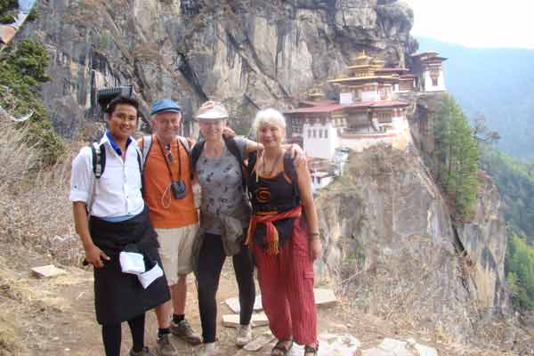 Tourist group from Netherlands.