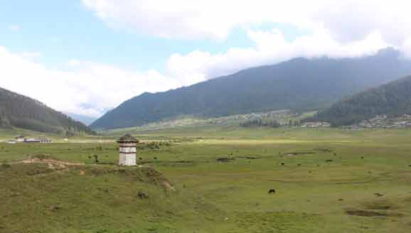 The glacial valley of Phobjikha.