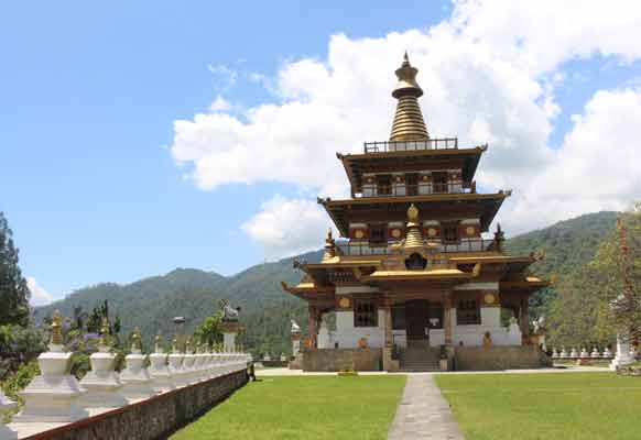 The imperial Khamsum Yulley monastery.