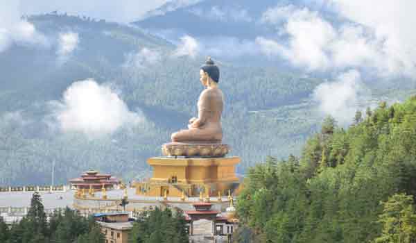 Statue of Buddha-Wangdue tshechu festival is for 3 days.