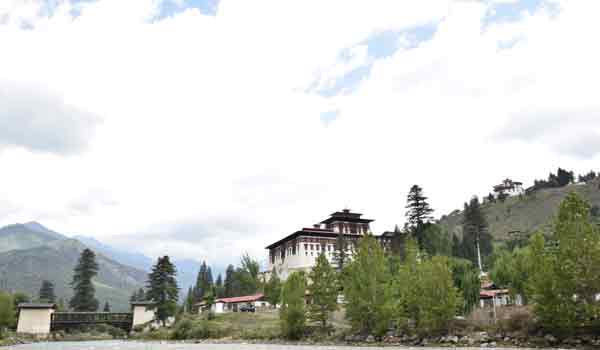 Wangdue tshechu festival tour itinerary includes visit to Rinpung Dzong