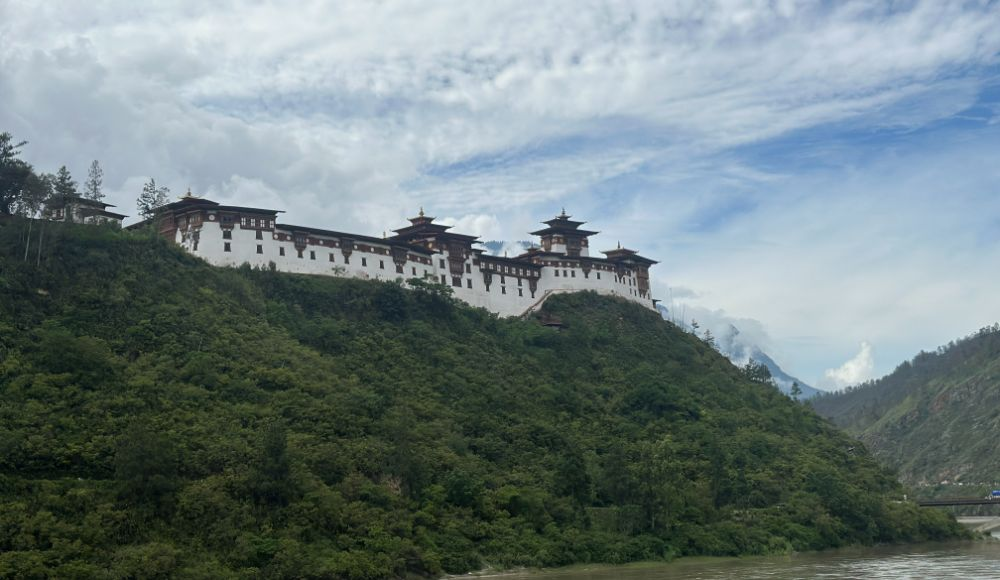 Bhutan tourism advice.